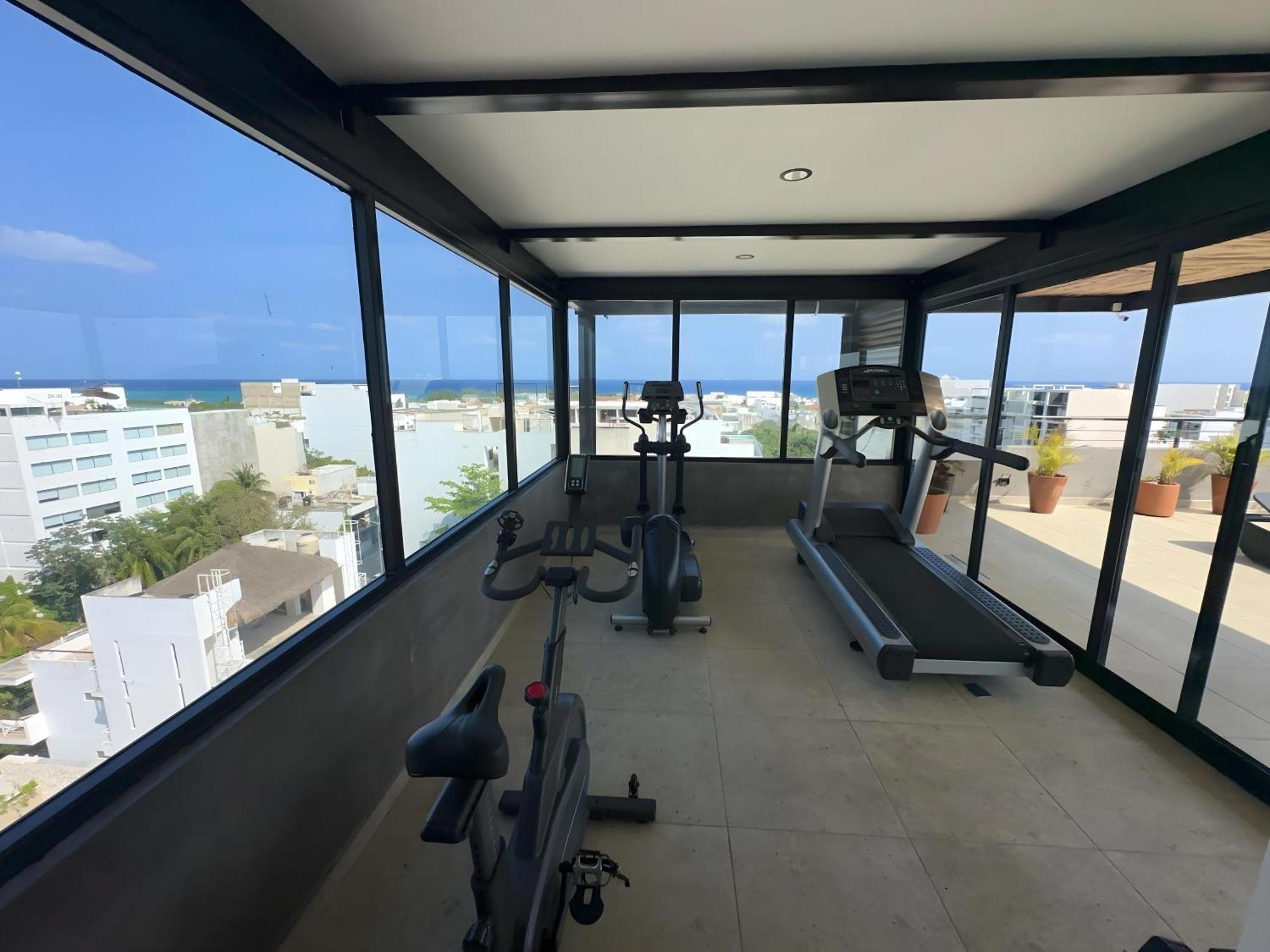 Torre 48 Highest Floor View - Rooftop Pool And Wifi * Playa del Carmen